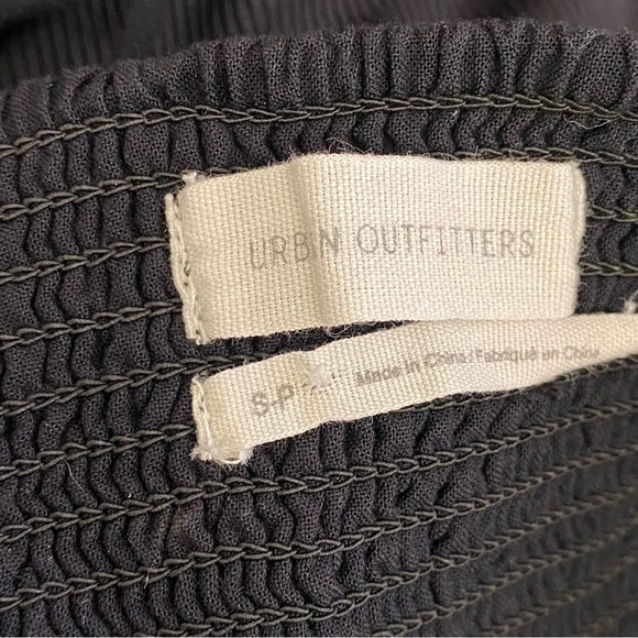 Urban Outfitters Black Cropped Peasant Top - Picture 6 of 7